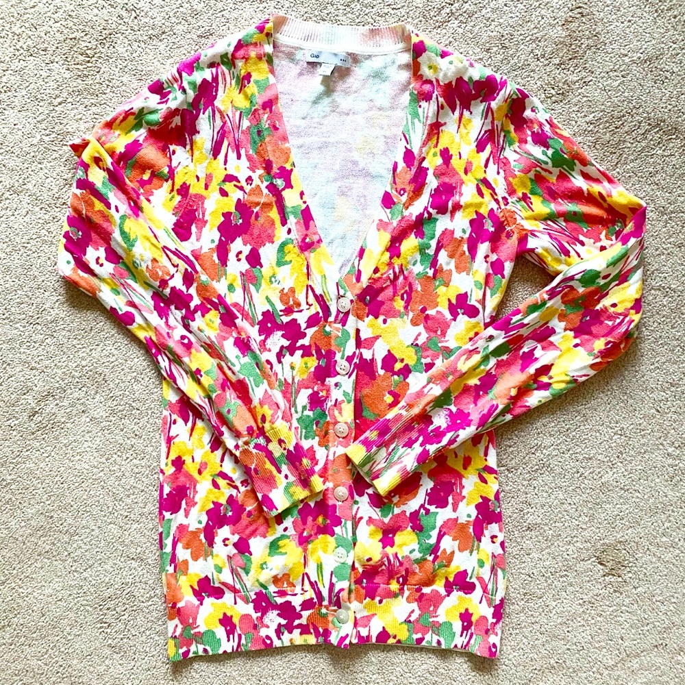 💐GAP | Colorful floral v-neck cardigan sweater